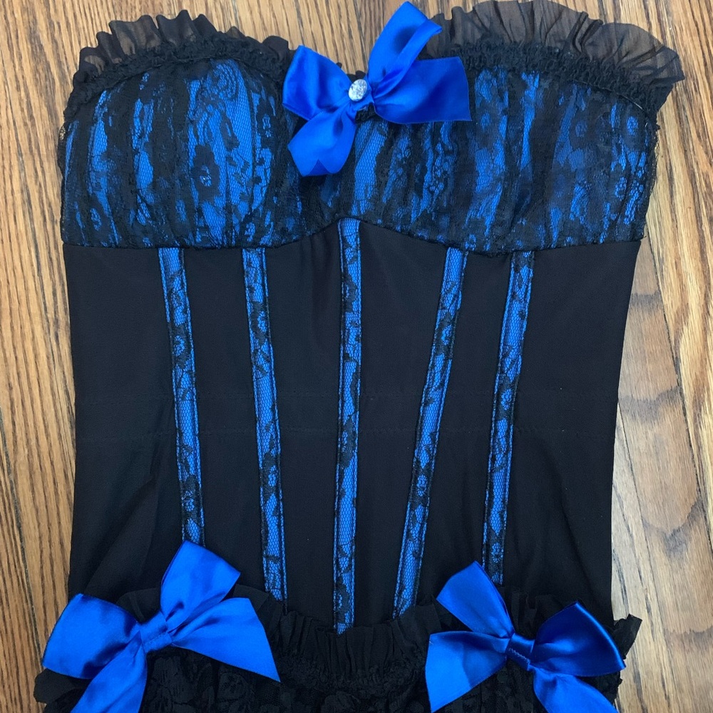 Black and blue corset M